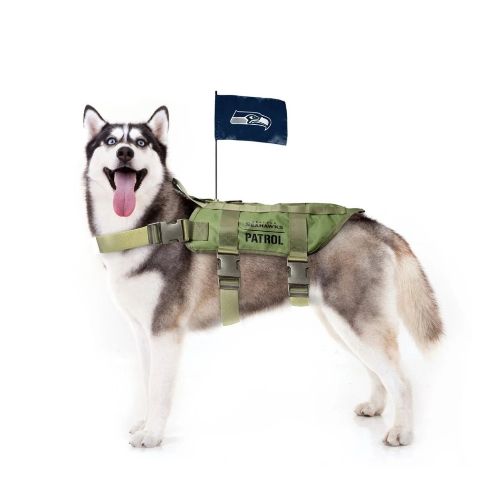 Seattle Seahawks Green tactical Dog Harness with Flag new in package